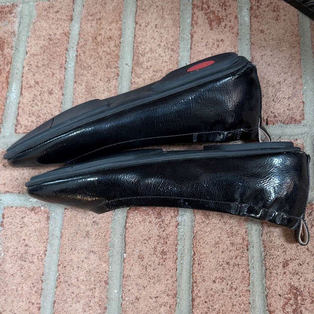 Fitflop Black Patent Ballet Flats with Cushioned Insole - Picture 7 of 10
